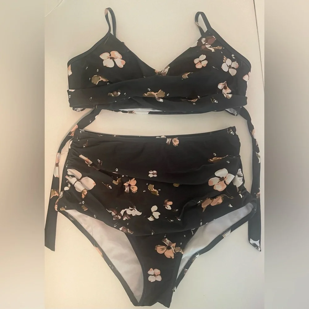 Women's Ruching High Waist Bikini Set Cross Wrap Top Tie Back Bathing‎ Swimsuit - Picture 2 of 3